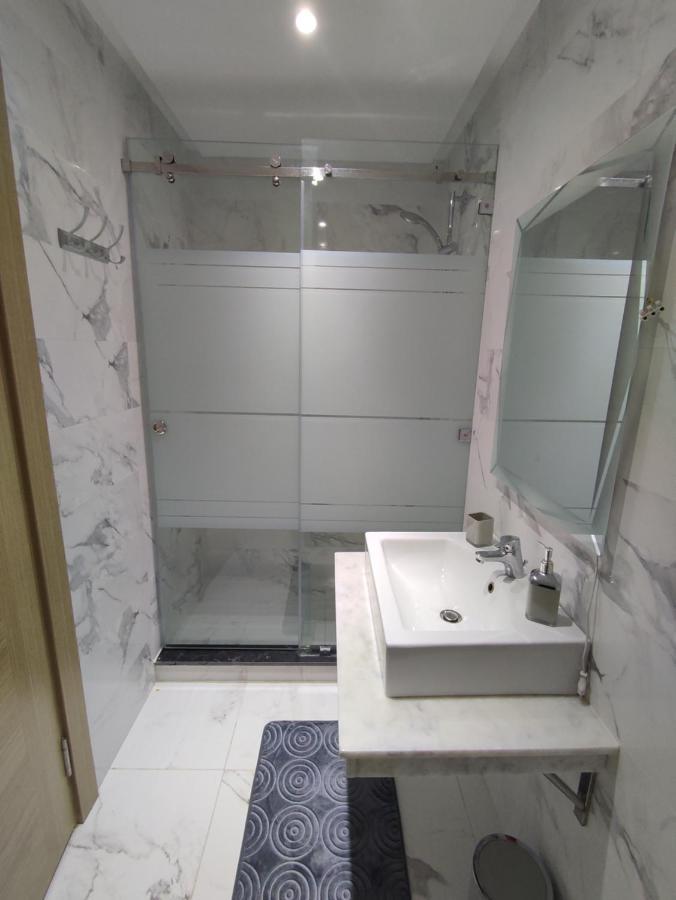 Dlx01 Apartment Oujda Exterior photo